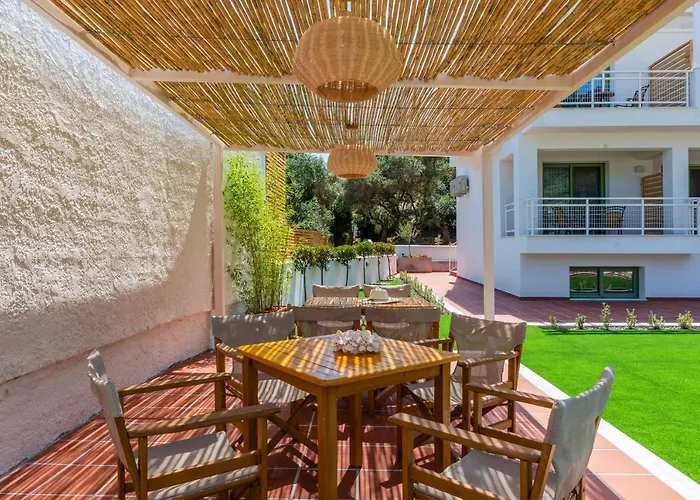 Kalesma Golden * Chrysi Ammoudia